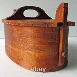 Boîte en bois cintré nordique en art populaire primitif antique sculpté Tine/Svepask 8