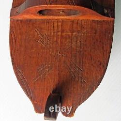 Boîte en bois cintré nordique en art populaire primitif antique sculpté Tine/Svepask 8