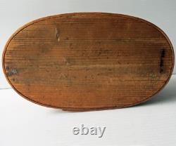 Boîte en bois cintré nordique en art populaire primitif antique sculpté Tine/Svepask 8