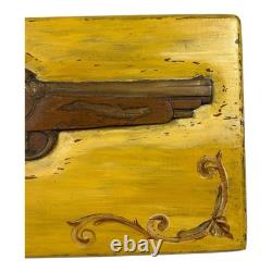Boîte en bois pour arme à poudre noire en folk art sculptée à la main antique
