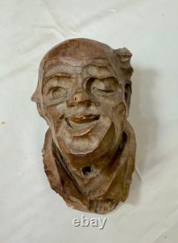 Buste mural en sculpture d'art populaire représentant un vieil homme, en bois sculpté à la main, du 19e siècle, style victorien.