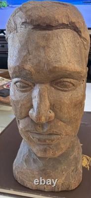 Buste sculpté d’art populaire ancien, signé MZ
