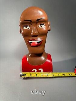 Buste sculpté en art populaire original de Michael Jordan