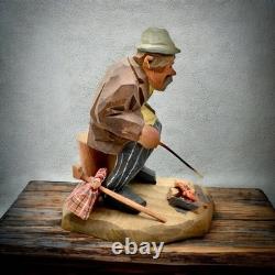CARL OLOF TRYGG ART POPULAIRE SUÉDOISE Sculpture en bois sculptée Hobo Mid-Century Modern