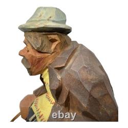 CARL OLOF TRYGG ART POPULAIRE SUÉDOISE Sculpture en bois sculptée Hobo Mid-Century Modern