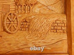 Cabane en bois sculptée d'art populaire vintage, scène de paysage en 3D de moulin à eau, pin B. K. 97