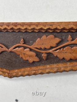 Cadre en bois sculpté de style tramp art antique grand 1890 Art populaire fin