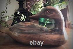 Canard leurre en bois sculpté à la main / Signé par l'artiste en 1995 / Une beauté