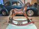 Cheval De Carrousel à Bascule En Bois Vintage Sculpté à La Main Et Peint Art Populaire Magnifique