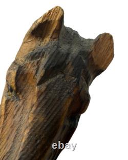 Cheval en bois sculpté à la main vintage de 11 pouces avec des yeux en verre