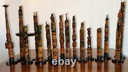 Collection de Totems Anciens en Bois Sculpté et Peints à la Main - Une Folklore Étonnante