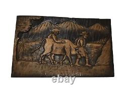 Cowboys De Plaque En Bois Sculpté D'art Populaire Vintage Avec Taureau