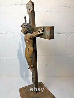 Croix Mexicaine Avec Le Christ Antique Véritable Art Folklorique Sculpté À La Main Peint Vintage