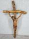 Crucifix En Bois Sculpté à La Main Vintage 25 Croix Murale Art Populaire Rustique Jésus
