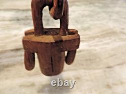 Cuillère en bois sculptée à la main, antique amérindienne ou d'art populaire
