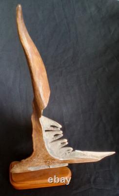 DÉTAILLÉ Alaska signé Hd Sculpté Corne Art Populaire Sculpture scène de Poisson Saumon
