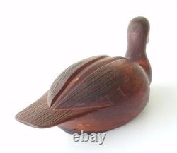 Déco de canard en bois signé Ketchum 44, sculptée à la main, art populaire vintage.