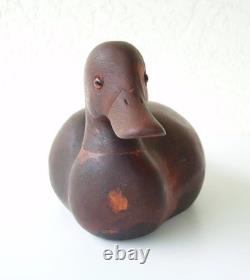 Déco de canard en bois signé Ketchum 44, sculptée à la main, art populaire vintage.