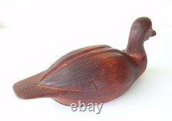Déco de canard en bois signé Ketchum 44, sculptée à la main, art populaire vintage.