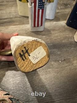 Ensemble d'anges en bois sculptés à la main Hollins & Hollins Folk Art