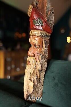 Esprit de l'arbre du Père Noël d'art populaire vintage sculpté à la main et peint, 18 pouces de hauteur, signé VB