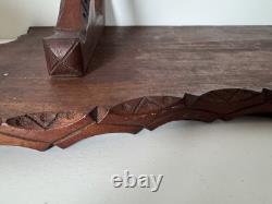 Étagère murale vintage / Arts et métiers / Sculptée à la main / Étagère d'art populaire