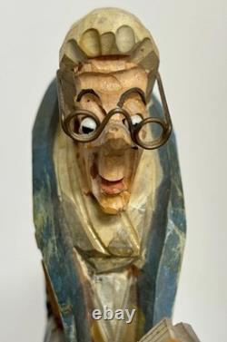 Figure d’érudit vintage en bois sculpté à la main sur des livres, statue d’art populaire de 14 cm