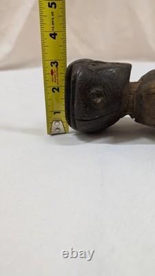 Figure en bois antique ou vintage, primitive, tribale ou d’art populaire, 8,5 pouces