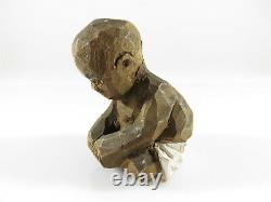 Figure en bois sculpté de l'art populaire d'Adrian R Woodall, ARW, sculpture de personnage vintage