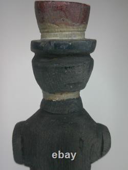 Figure en bois sculptée à la main et peinte représentant Oncle Sam, art populaire antique, fin des années 1800 Z50