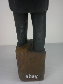 Figure en bois sculptée à la main et peinte représentant Oncle Sam, art populaire antique, fin des années 1800 Z50