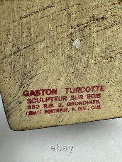 Figurine Sculptée à la Main de l'Artiste Folk Canadien Gaston Turcotte Signée, Manque un Bâton