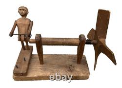 Figurine d'homme en bois sculpté de tourniquet antique, art populaire des années 1920-1940
