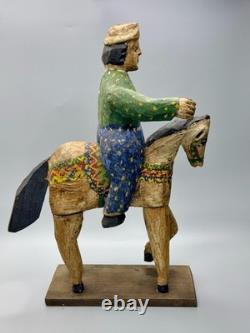 Figurine de cavalier en bois sculpté et peint, art populaire guatémaltèque vintage, 17 pouces