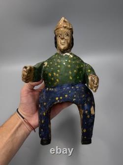 Figurine de cavalier en bois sculpté et peint, art populaire guatémaltèque vintage, 17 pouces