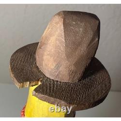 Figurine de cowboy en bois sculpté vintage art populaire bottes chapeau bandana Americana Western