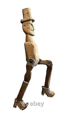 Figurine de danse antique en bois sculpture d'art populaire vers 1930 haute avec support
