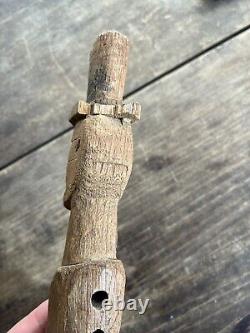 Figurine de danse antique en bois sculpture d'art populaire vers 1930 haute avec support