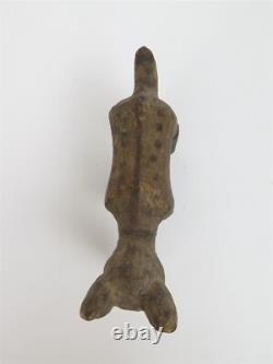 Figurine en bois sculptée d'art folklorique vintage, chien, 8,5 pouces de long x 5,5 pouces de haut
