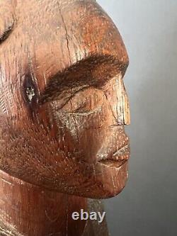 Figurines d'ancêtres (Vintage, 20ème siècle) Art populaire en bois vendues par paire