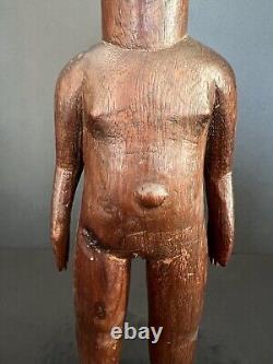 Figurines d'ancêtres (Vintage, 20ème siècle) Art populaire en bois vendues par paire