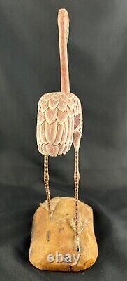 Flamant rose en bois sculpté à la main, art populaire vintage, signé