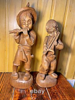 Folk Art En Bois Sculpté À La Main Garçon Européen Jouant Flûte Figurine 15 Forêt Noire