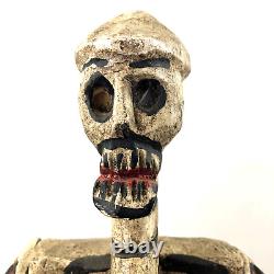 Grand 17 Squelette D'art Populaire En Bois Sculpté Et Peint Du Guatemala