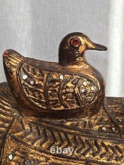 Grand Antique Birman Mandalay Folk Art Sculpté En Bois Gilded Duck Forme Box
