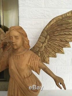 Grande Paire De Statues En Bois Sculpté Ange Aux Ailes Déployées Vintage Folk Art 24 W