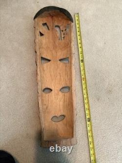 Grande paire de masques tribaux sud-africains vintage en bois sculpté à la main, 28 et 26, art populaire