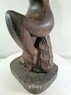 Grande statue vintage en bois massif sculptée à la main de dame nue en art populaire