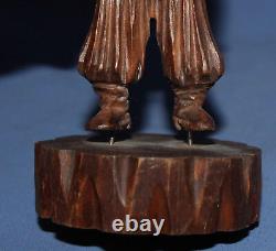 Homme Statuette En Bois Sculpté À La Main Vintage Avec Whip