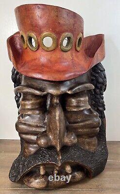 Homme barbu en bois sculpté à la main et signé, grande œuvre d'art mural steampunk nautique 19